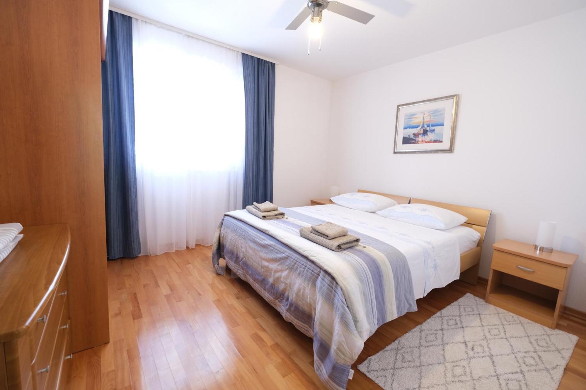 Apartments Ivana Sutivan Bagian luar foto