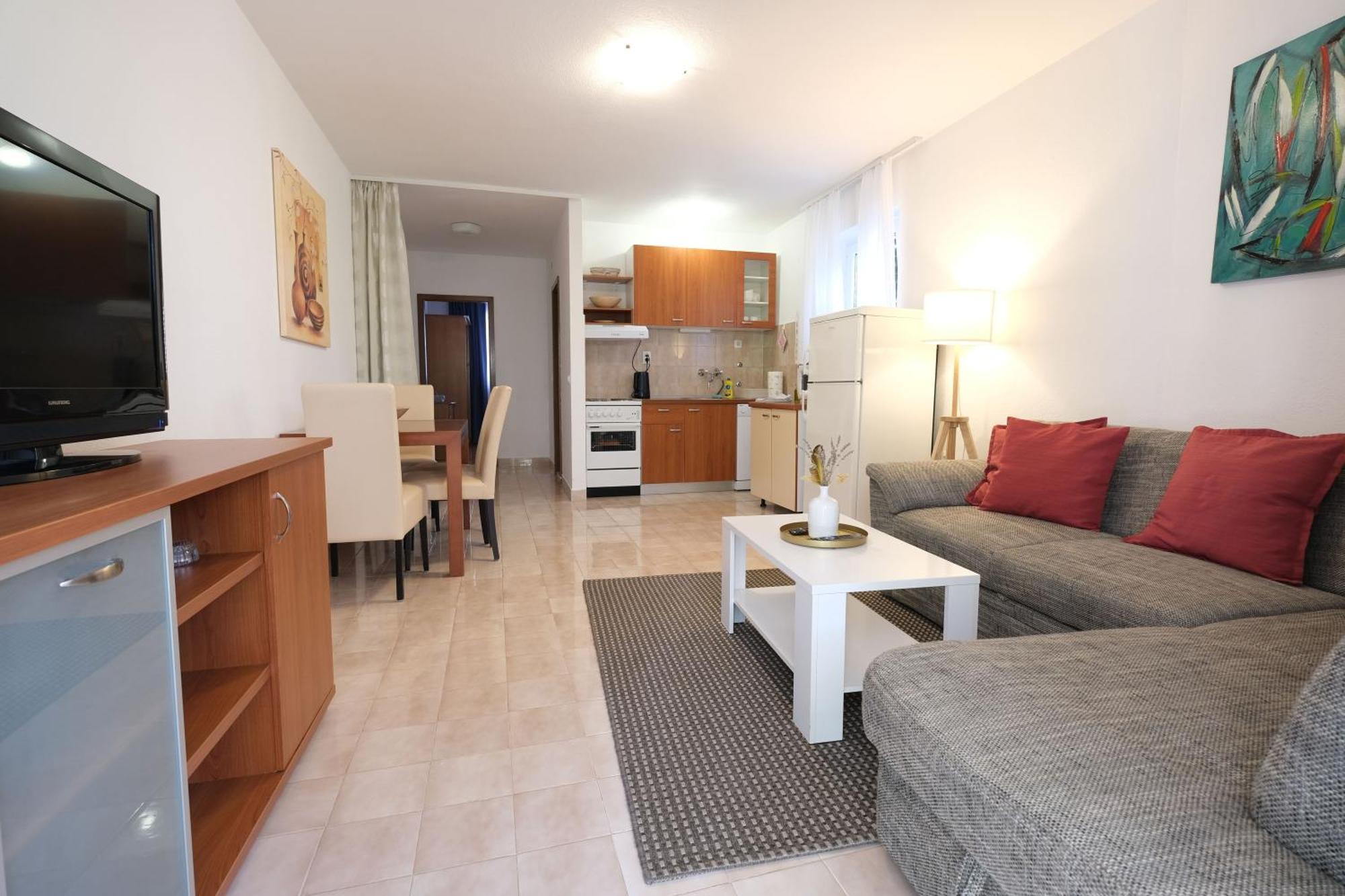 Apartments Ivana Sutivan Bagian luar foto
